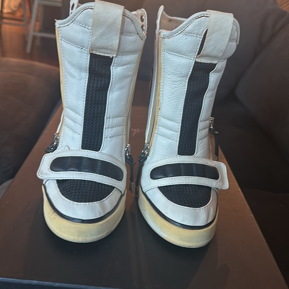 Lamb by Gwen Stefani high platform sneaker - Picture 2 of 4